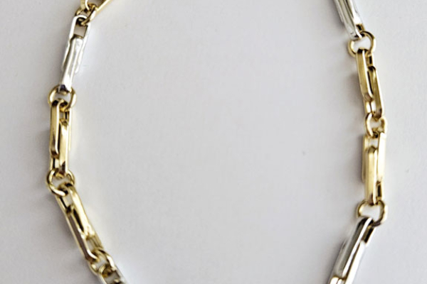 pulsera-oro-new-2025-584B4B05F-6860-E389-7E85-2A2EAD0DE1FE.jpg